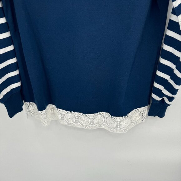 Disney‎ Parks Mickey & Minnie Hoodie With Lace Hem & Striped Sleeves Size LG - Picture 9 of 10